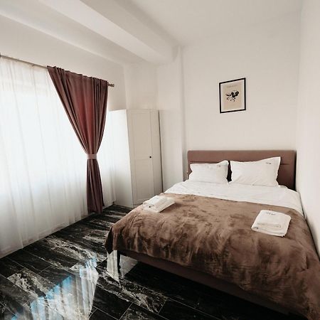 Luxury Cozy Apartments Suceava Exterior photo