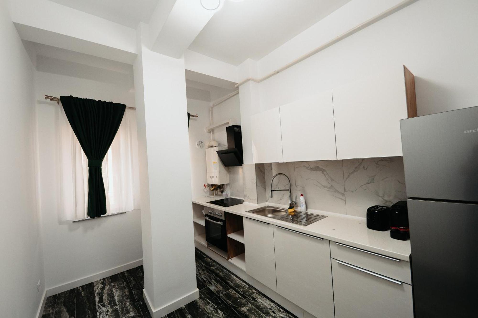 Luxury Cozy Apartments Suceava Exterior photo
