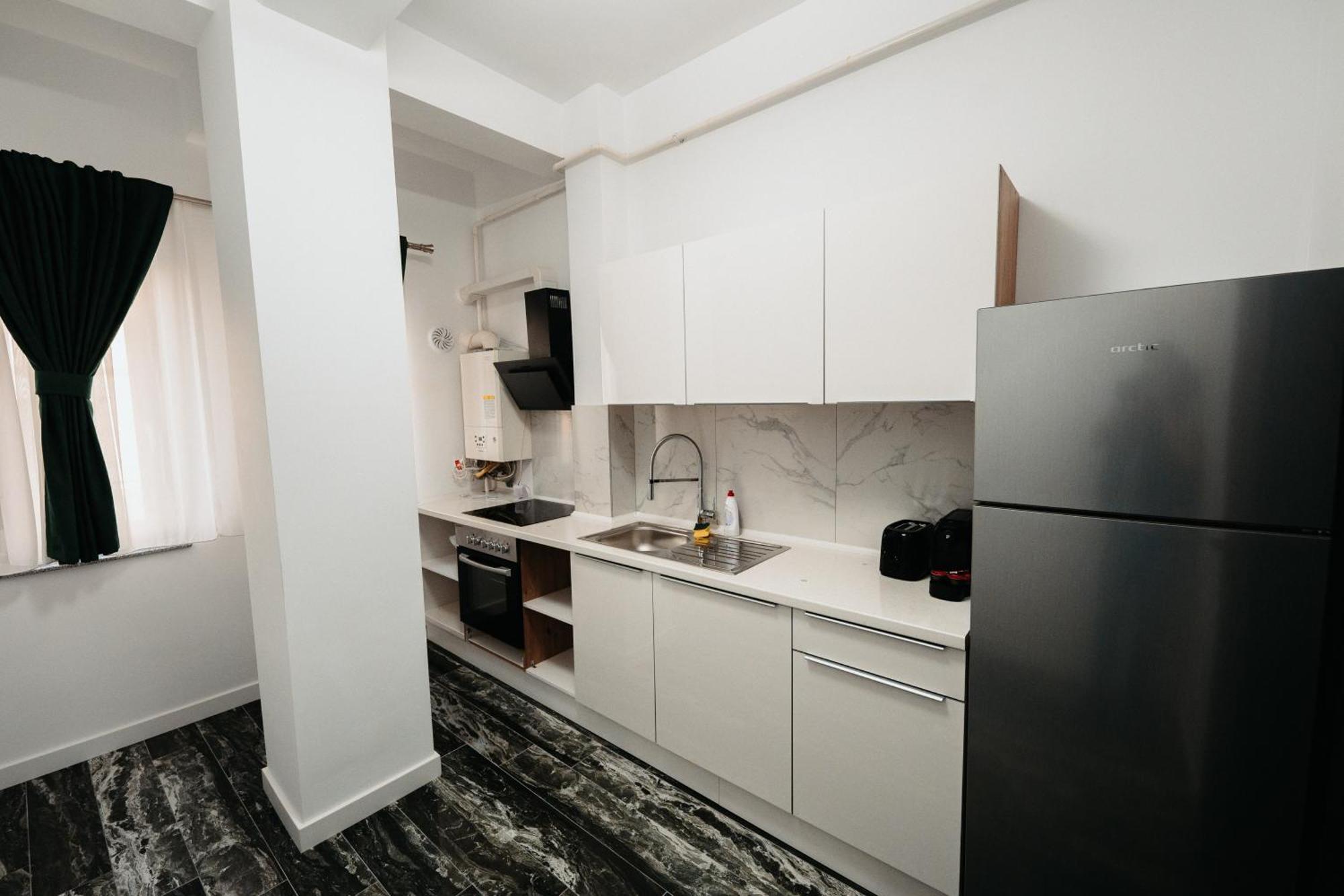 Luxury Cozy Apartments Suceava Exterior photo