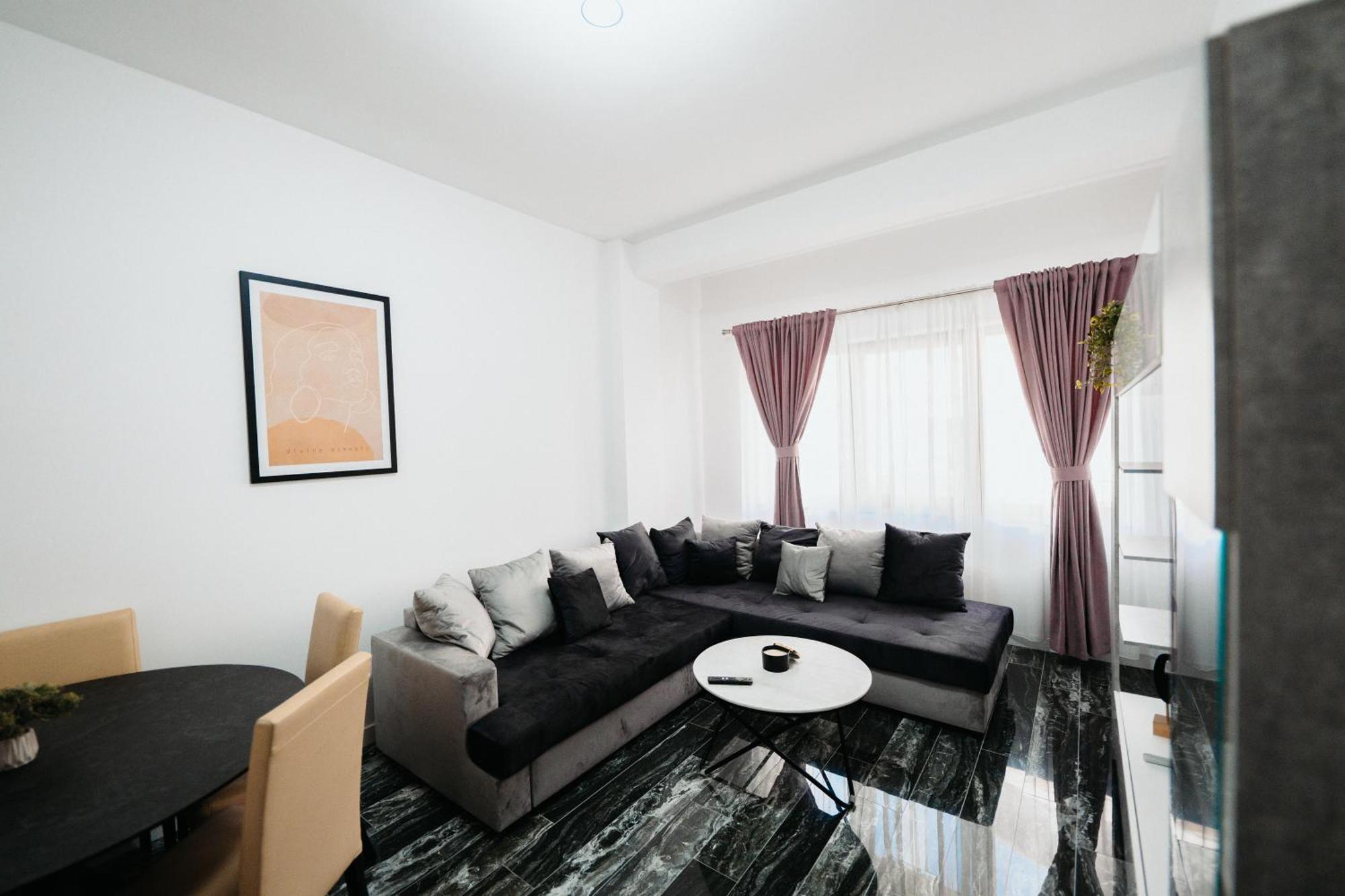 Luxury Cozy Apartments Suceava Exterior photo