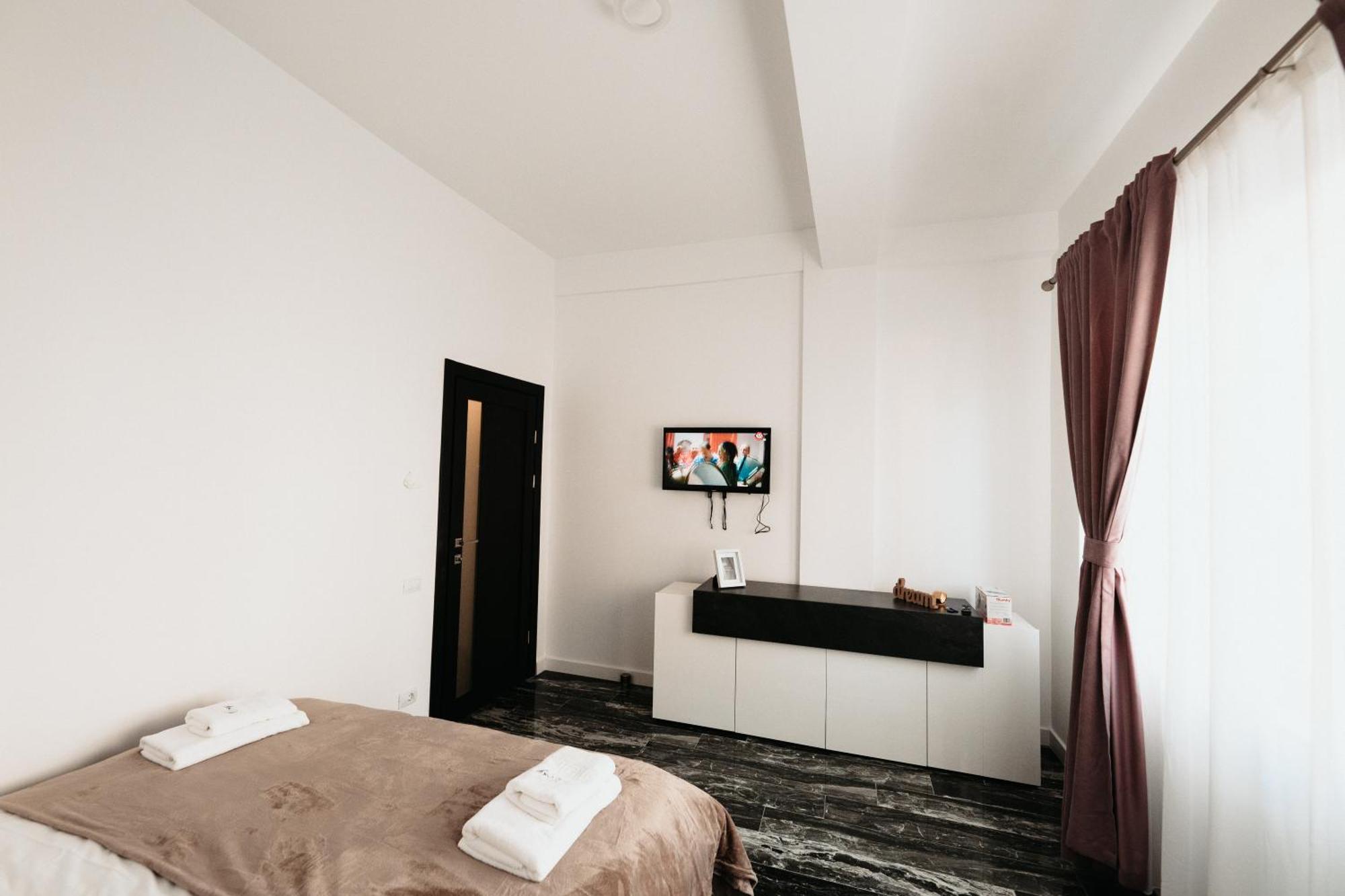 Luxury Cozy Apartments Suceava Exterior photo